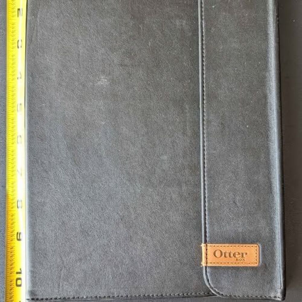 Black Otter Box Tablet Folio Case